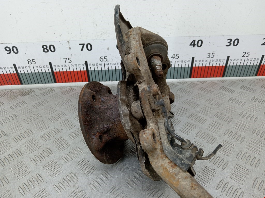 Ступица передняя правая MERCEDES-BENZ S-Class IV W220 1998-2005