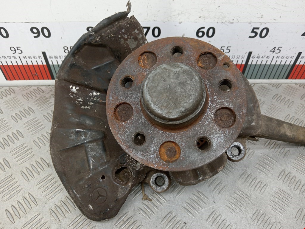 Ступица передняя левая MERCEDES-BENZ S-Class IV W220 1998-2005