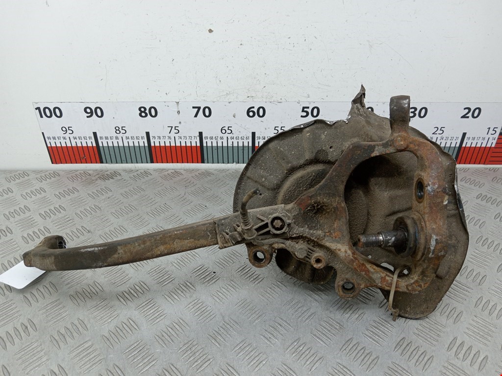 Ступица передняя левая MERCEDES-BENZ S-Class IV W220 1998-2005