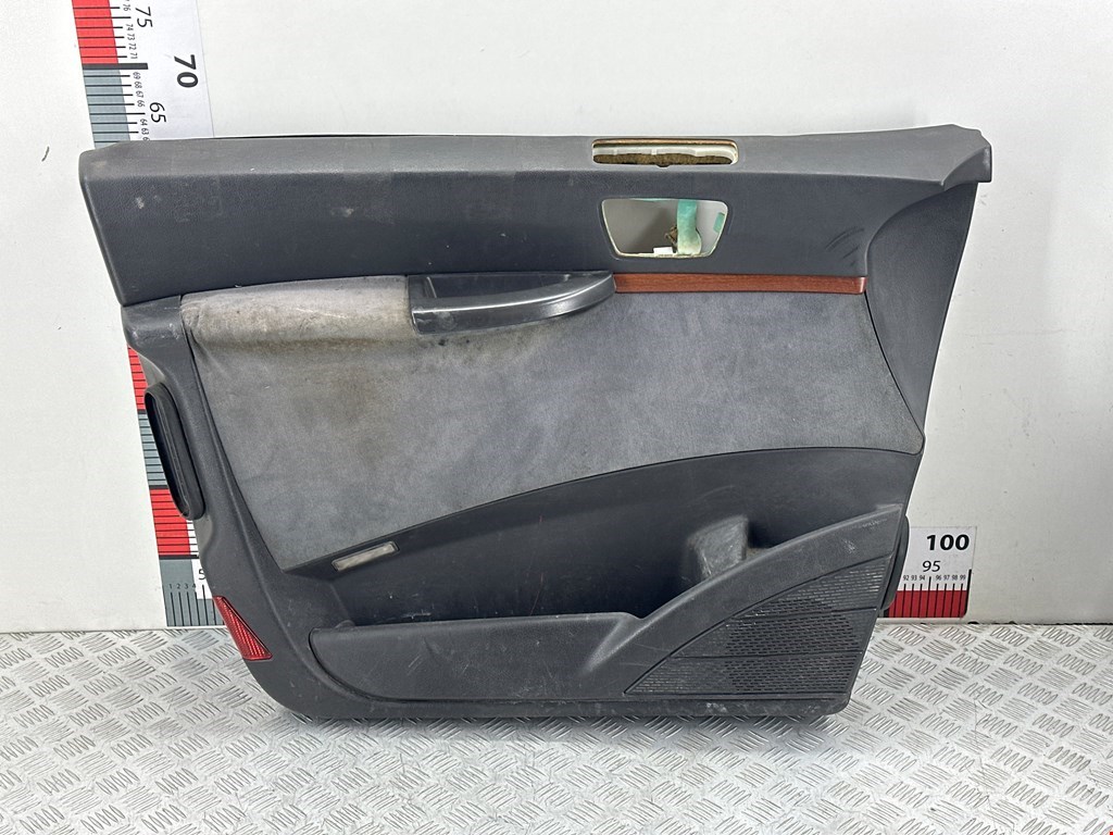 Обшивка двери передняя левая CITROEN C8 2002-2014