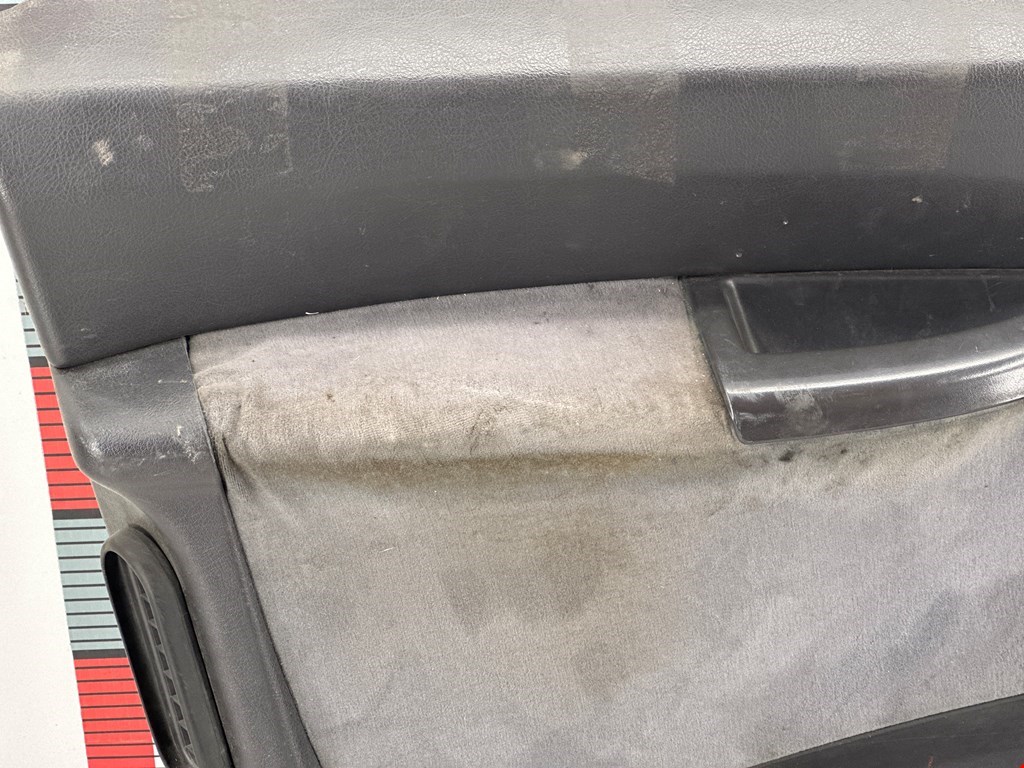 Обшивка двери передняя левая CITROEN C8 2002-2014