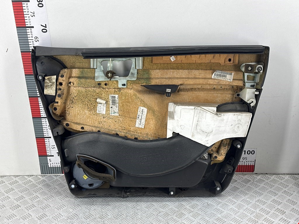 Обшивка двери передняя левая CITROEN C8 2002-2014