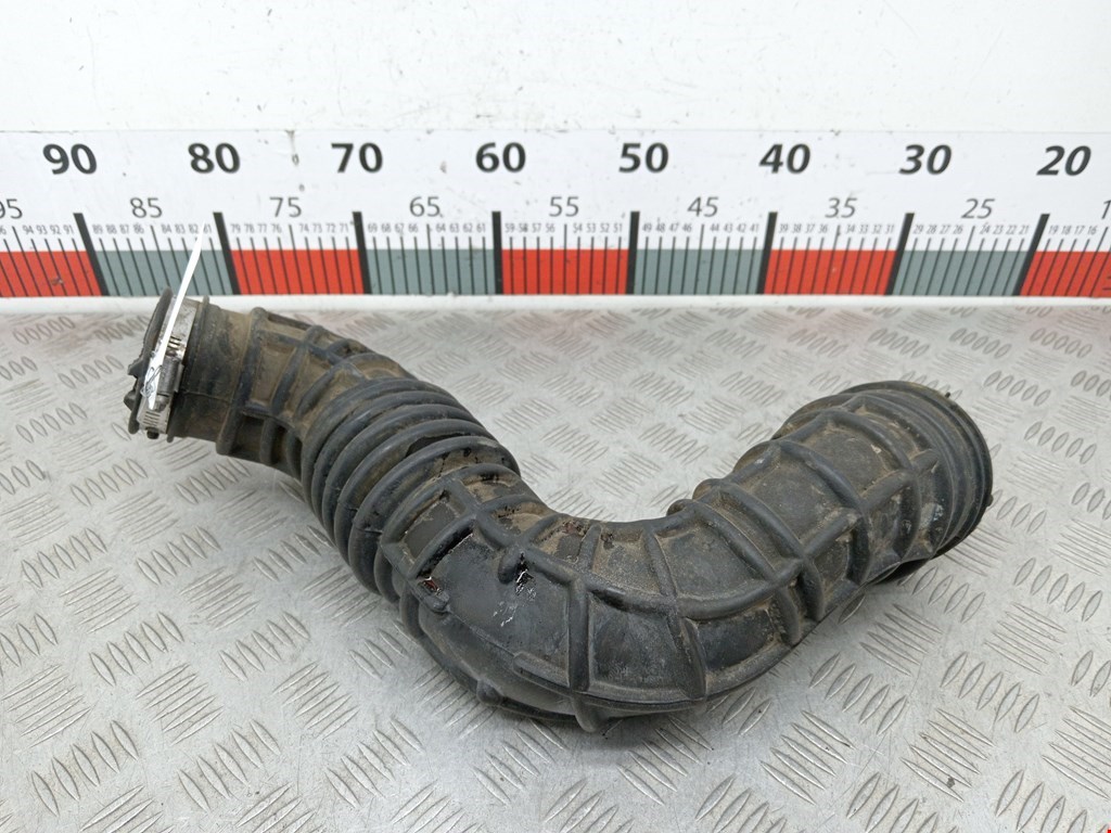 Патрубок воздушного фильтра CHRYSLER Sebring III JS 2006-2010