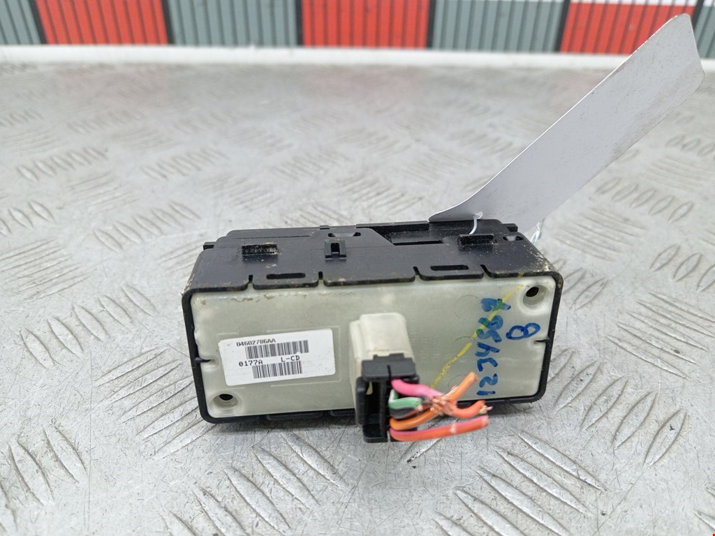 Кнопка стеклоподъемника CHRYSLER Sebring III JS 2006-2010