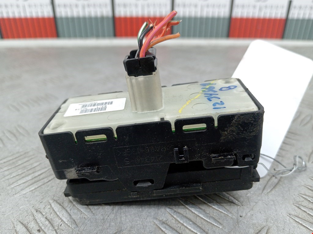 Кнопка стеклоподъемника CHRYSLER Sebring III JS 2006-2010