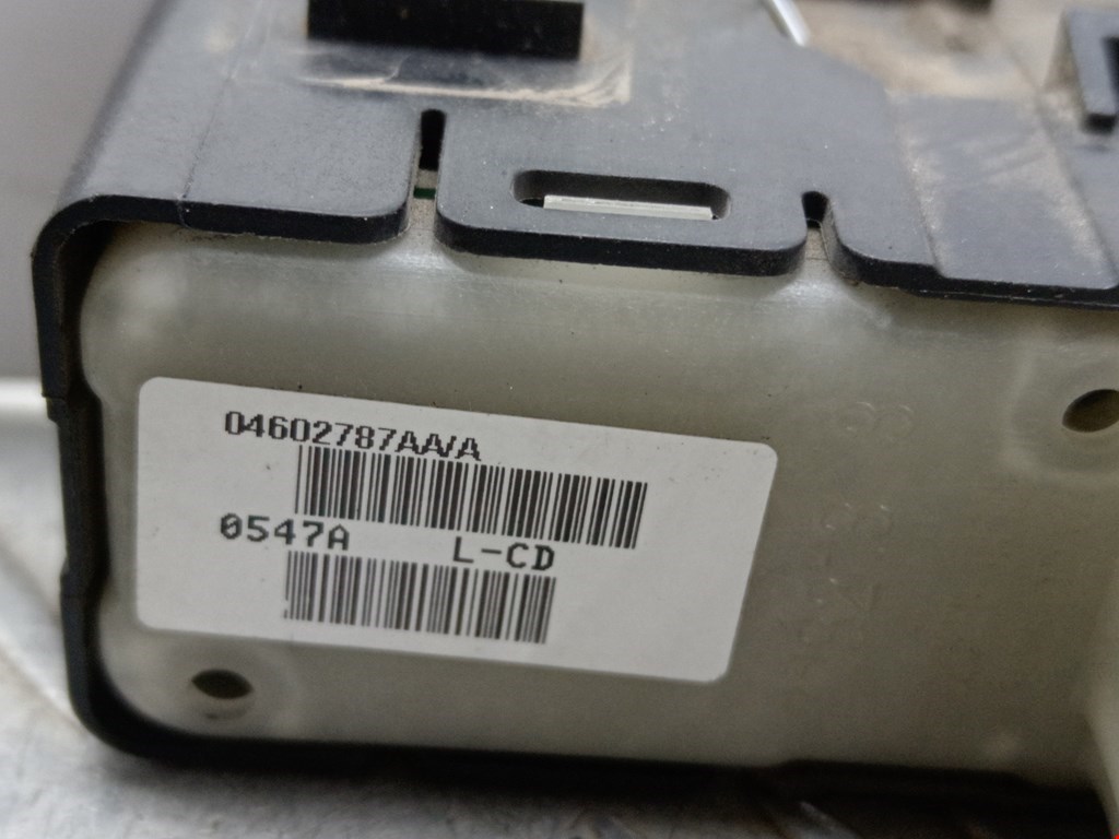 Кнопка стеклоподъемника CHRYSLER Sebring III JS 2006-2010