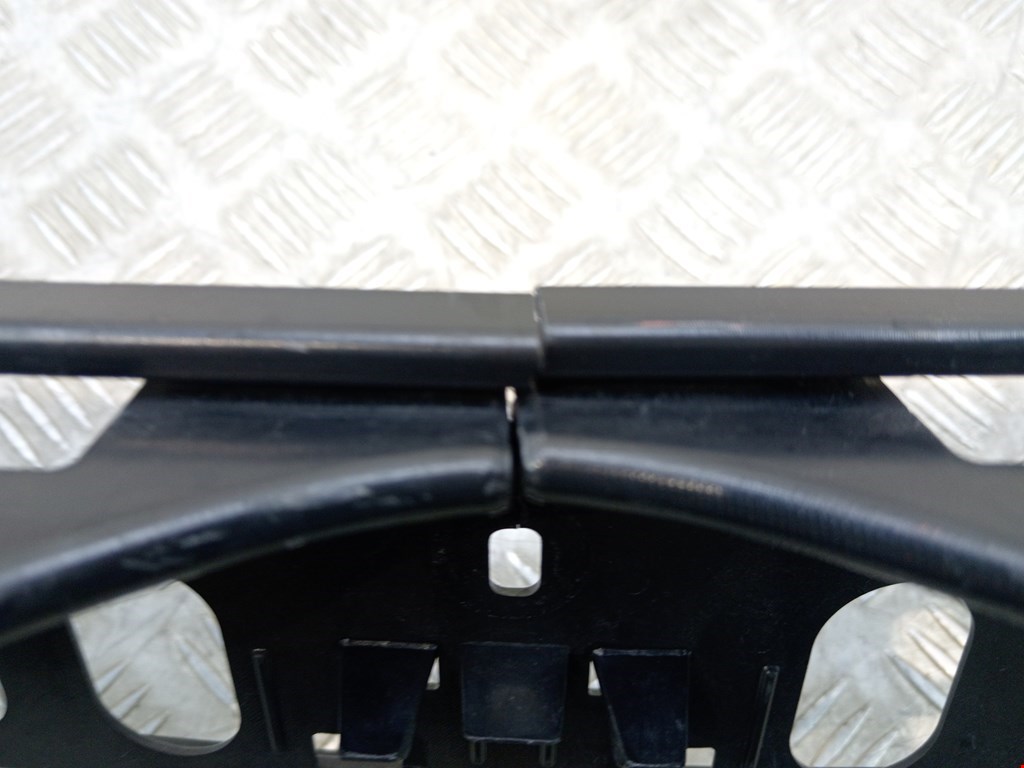 Кронштейн заднего бампера центральный BMW 5er 5 серия F10/F11/F07 2009-2017