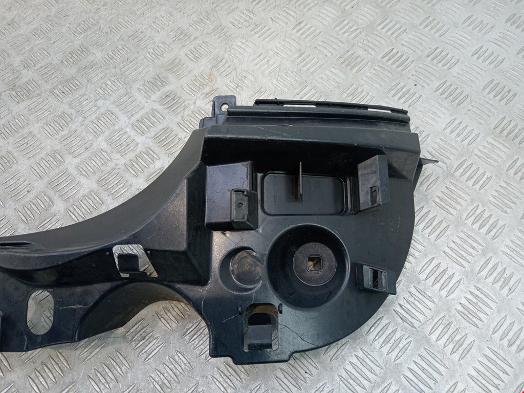 Кронштейн заднего бампера центральный BMW 5er 5 серия F10/F11/F07 2009-2017