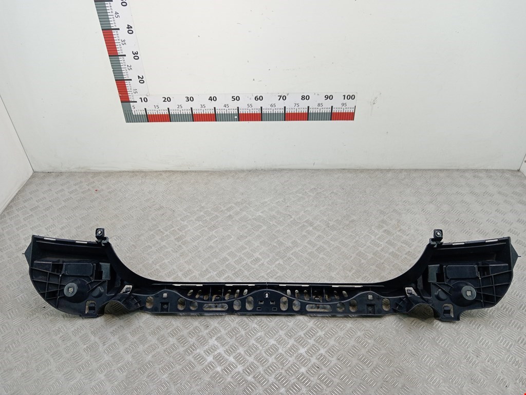 Кронштейн заднего бампера центральный BMW 5er 5 серия F10/F11/F07 2009-2017