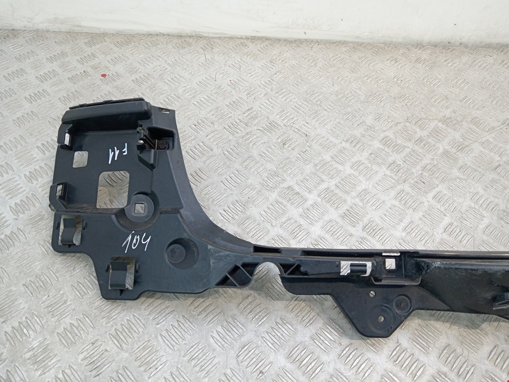 Кронштейн заднего бампера центральный BMW 5er 5 серия F10/F11/F07 2009-2017