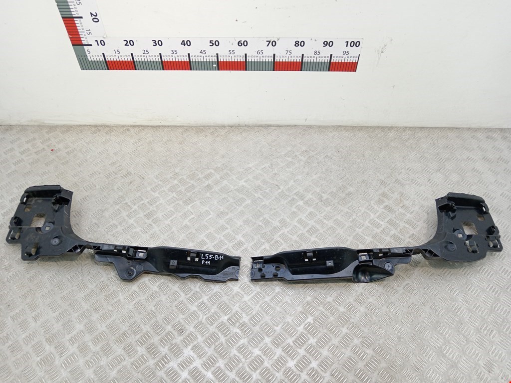 Кронштейн заднего бампера центральный BMW 5er 5 серия F10/F11/F07 2009-2017