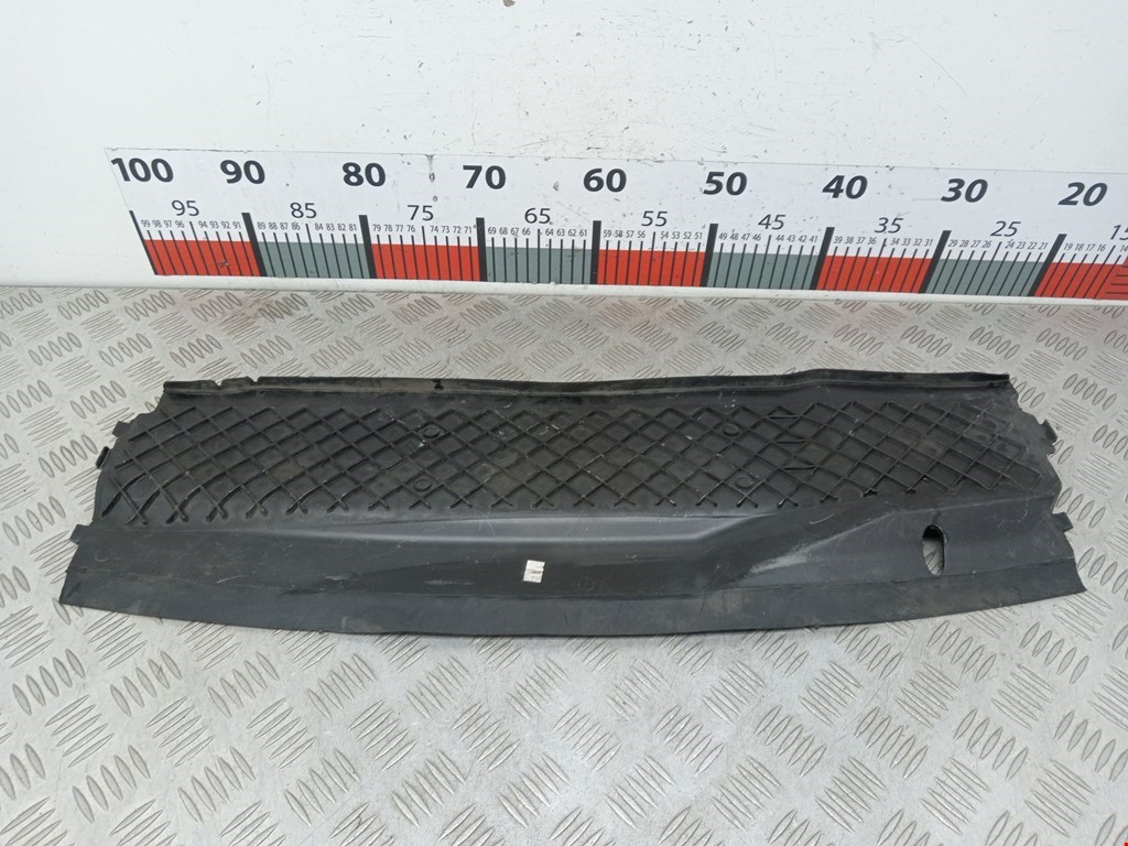 Воздухозаборник (наружный) BMW 7er 7 серия E65/E66 2001-2008