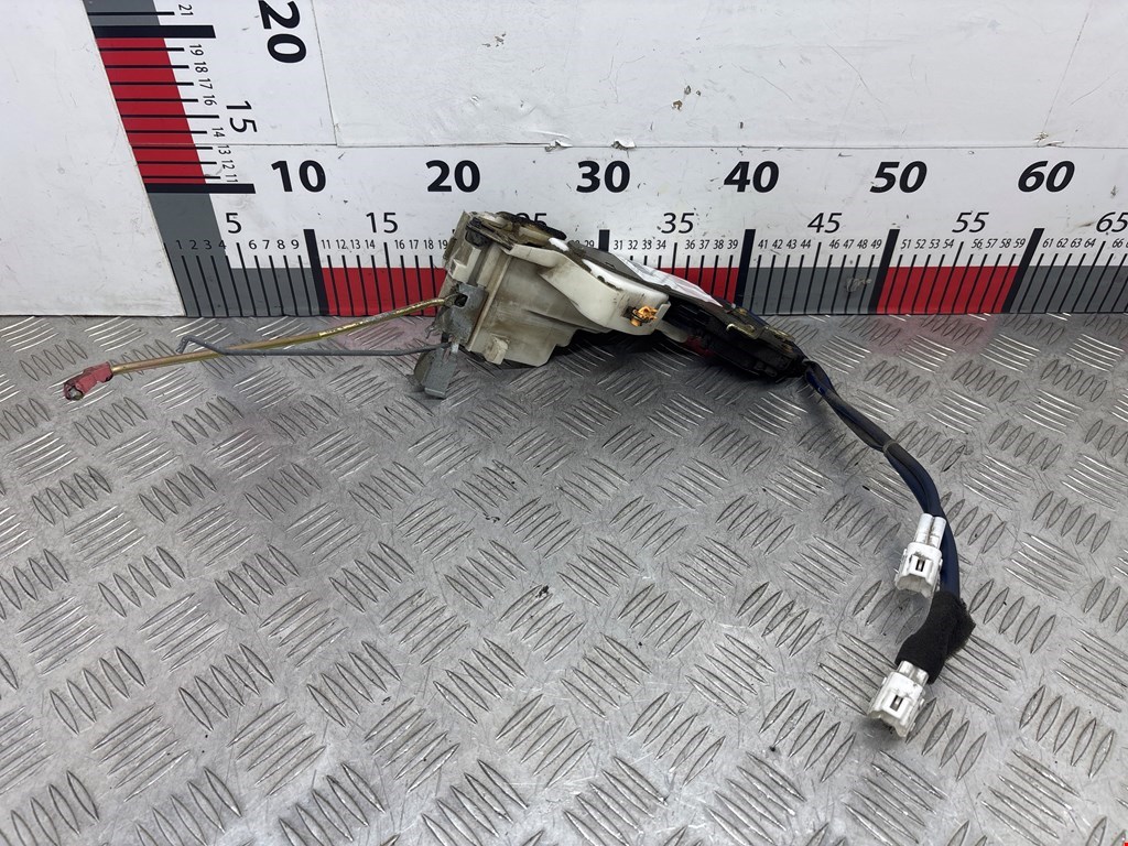 Замок двери передней правой SUZUKI Liana 2001-2008