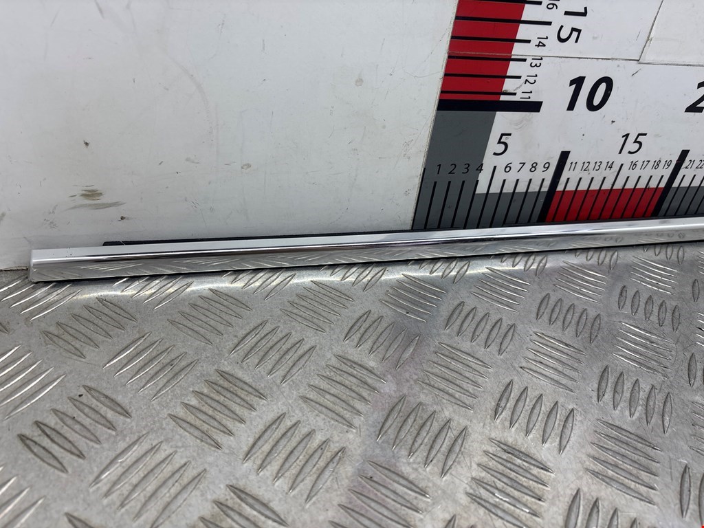 Уплотнитель (внутри) BMW 3er E46 1998-2006