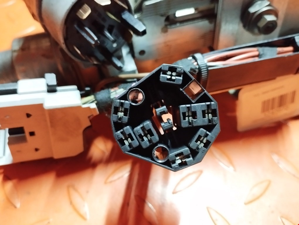 Замок зажигания VOLKSWAGEN Polo IV 2001-2009