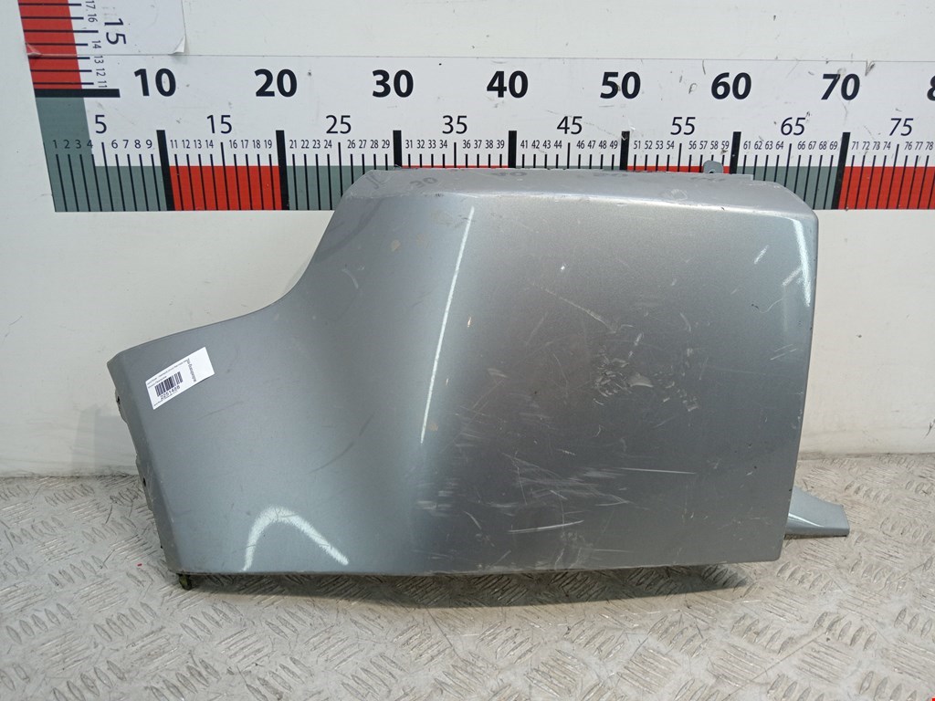 Накладка (клык) бампера левый Land Rover Freelander 2 (2006-2014)