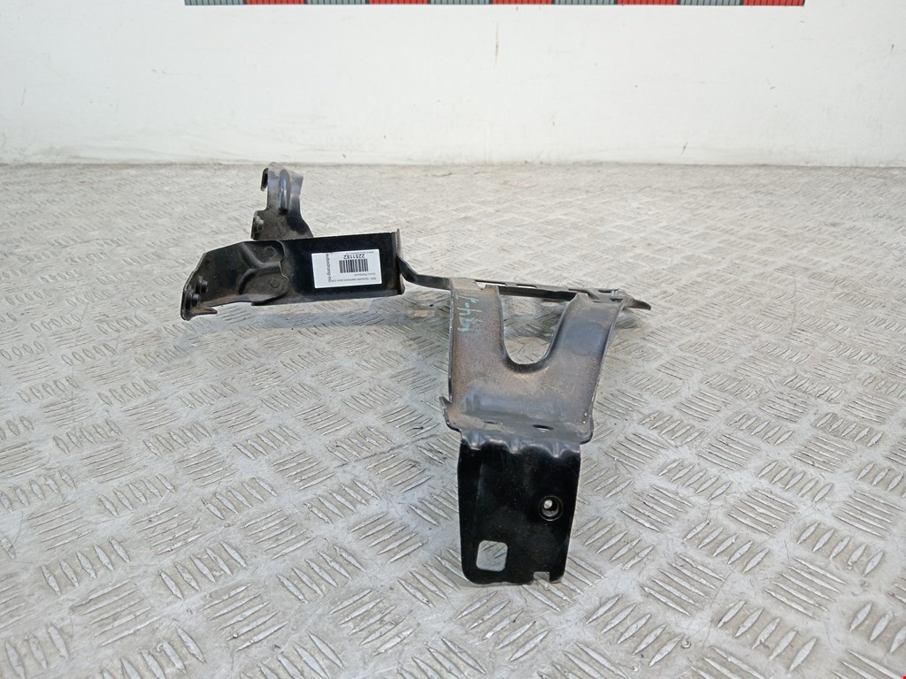 Кронштейн фары правый BMW 5er 5 серия E60/E61 2003-2010