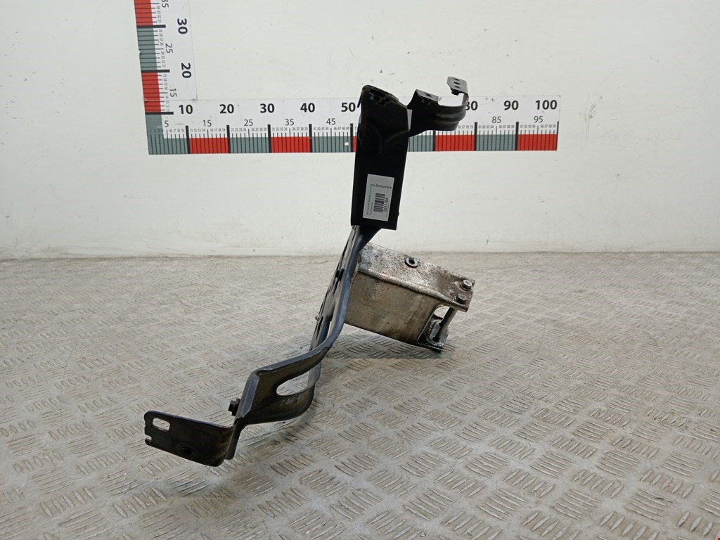 Кронштейн фары правый BMW 5er 5 серия E60/E61 2003-2010