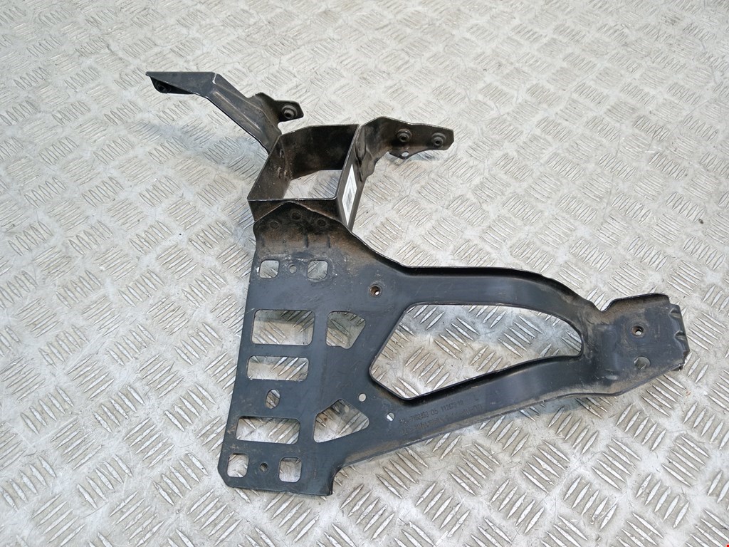 Кронштейн фары левый BMW 5er 5 серия E60/E61 2003-2010