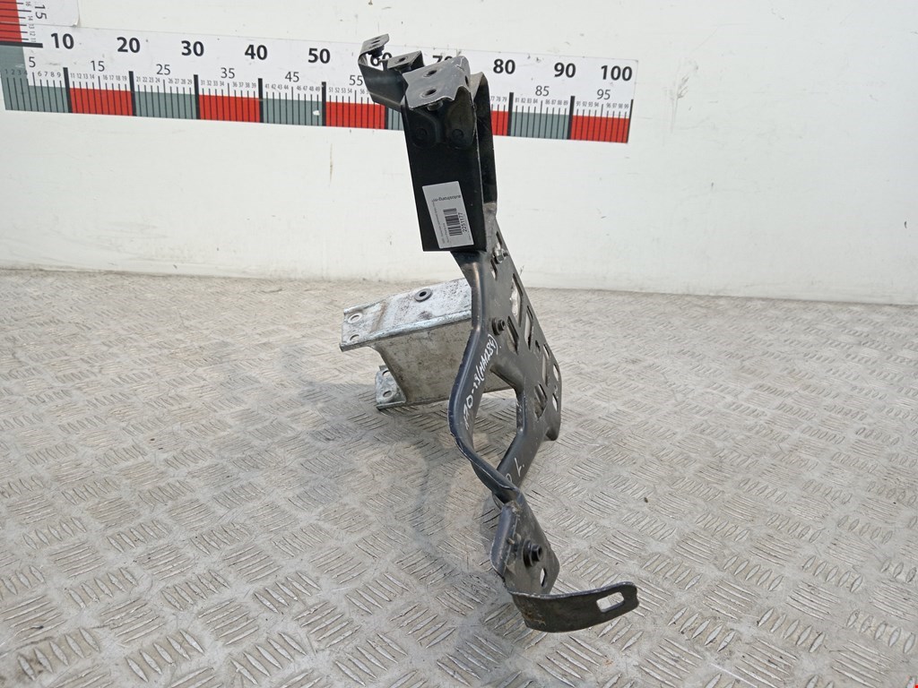 Кронштейн фары левый BMW 5er 5 серия E60/E61 2003-2010