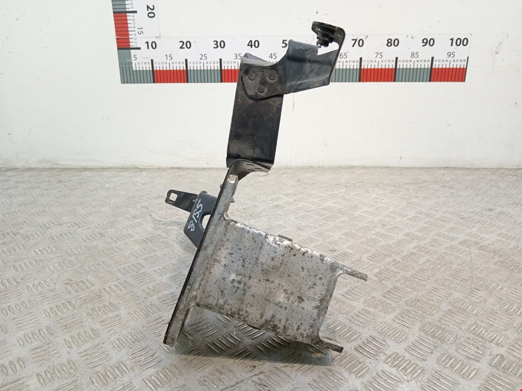 Кронштейн фары левый BMW 5er 5 серия E60/E61 2003-2010