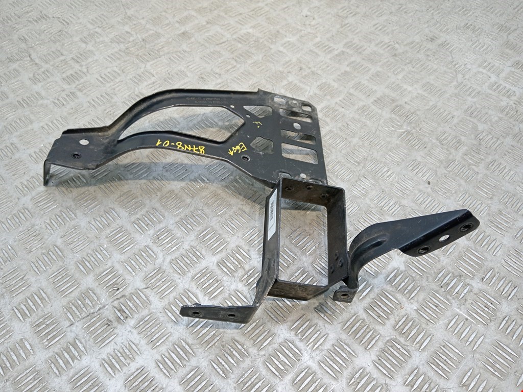 Кронштейн фары левый BMW 5er 5 серия E60/E61 2003-2010