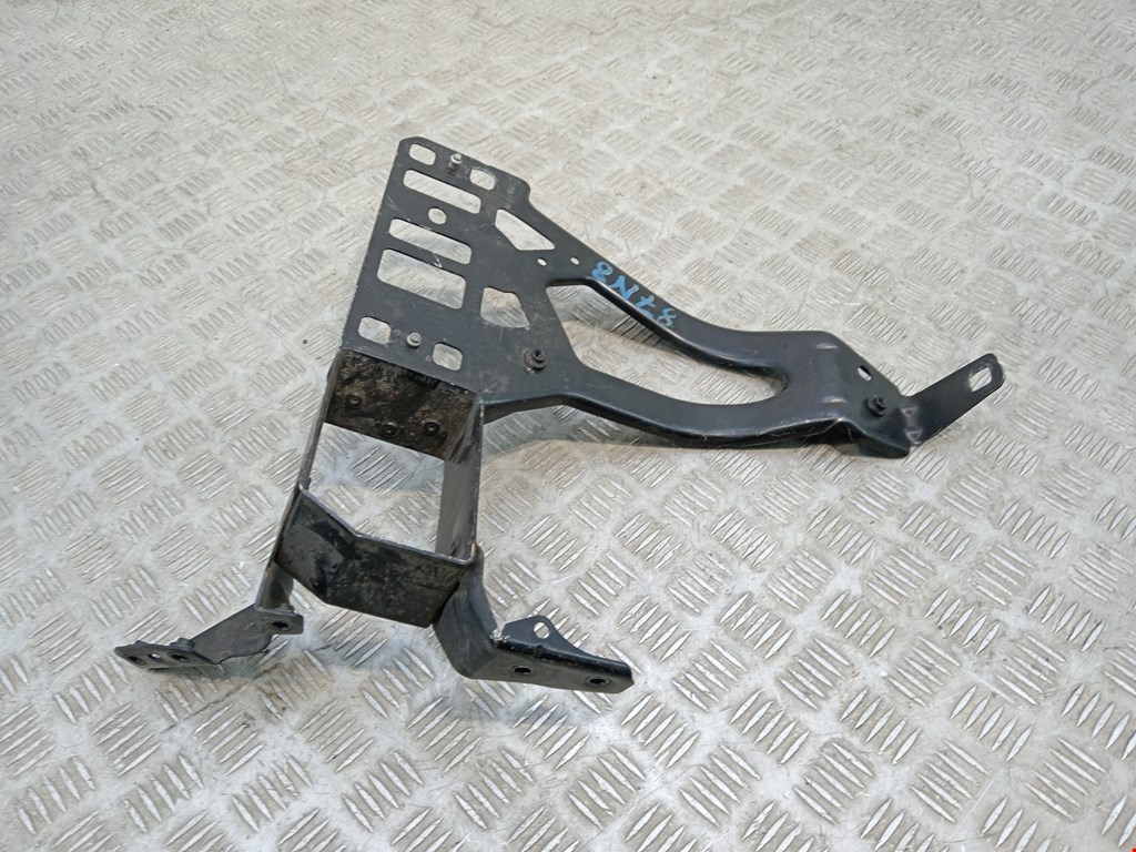 Кронштейн фары левый BMW 5er 5 серия E60/E61 2003-2010