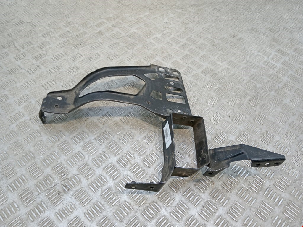 Кронштейн фары левый BMW 5er 5 серия E60/E61 2003-2010