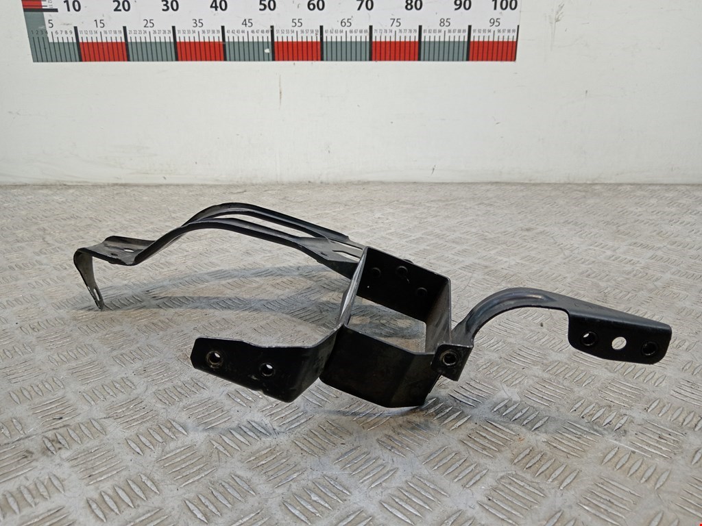 Кронштейн фары левый BMW 5er 5 серия E60/E61 2003-2010