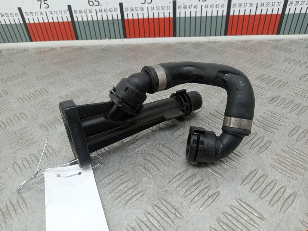 Тройник системы охлаждения BMW X5 E70 2007-2013