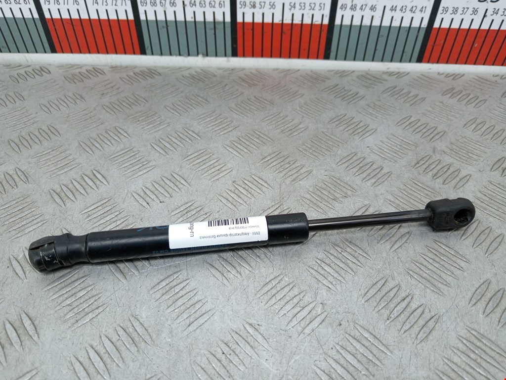 Амортизатор крышки (двери) багажника BMW 5er 5 серия E60/E61 2003-2010