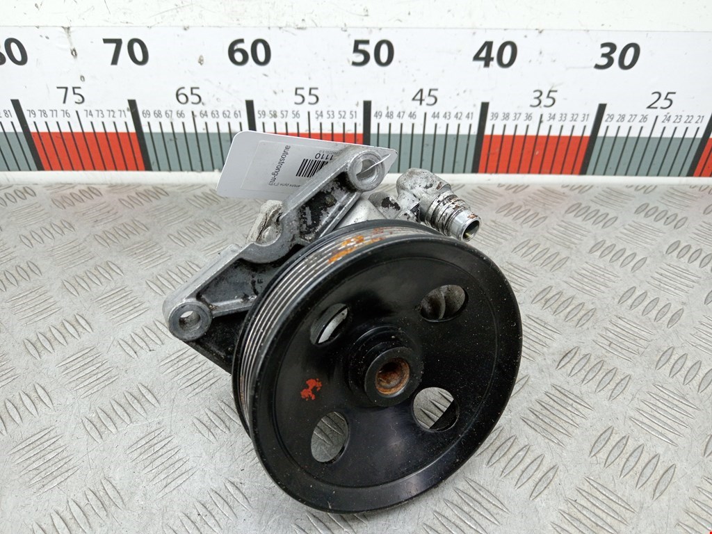 Насос гидроусилителя руля (ГУР) Mercedes S-Class (W220) (1998-2005)