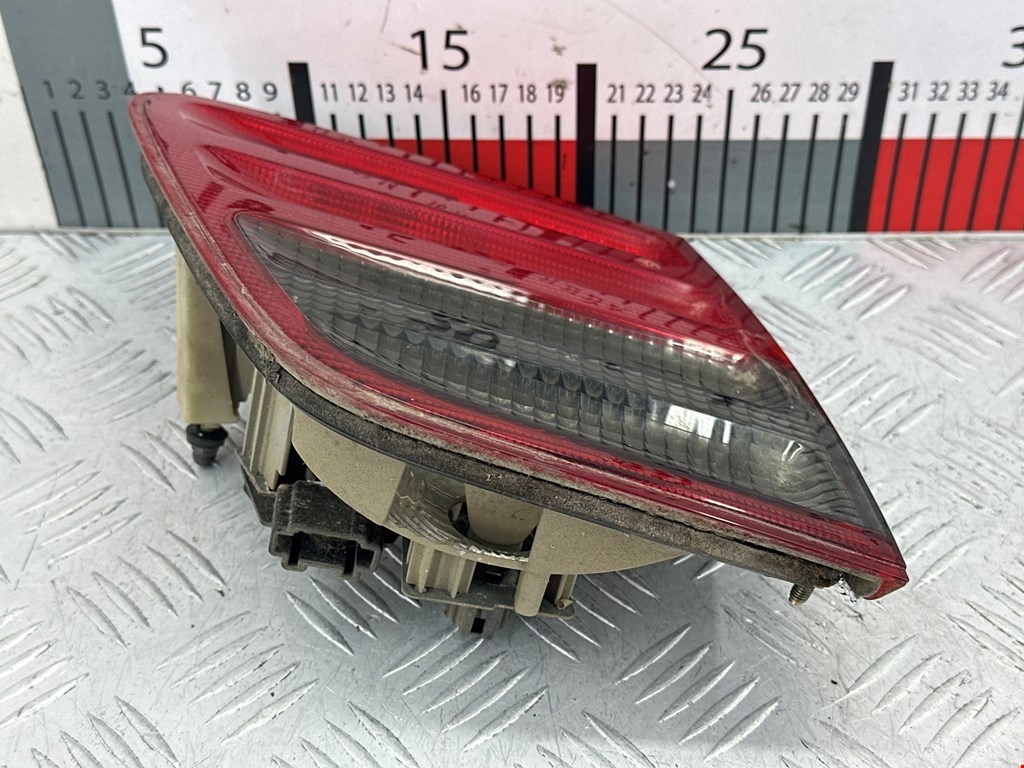 Фонарь задний внутренний правый MERCEDES-BENZ E-Class W210, S210 1995-2002
