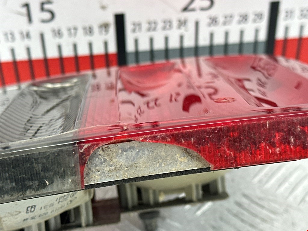 Фонарь задний внутренний правый MERCEDES-BENZ E-Class W210, S210 1995-2002