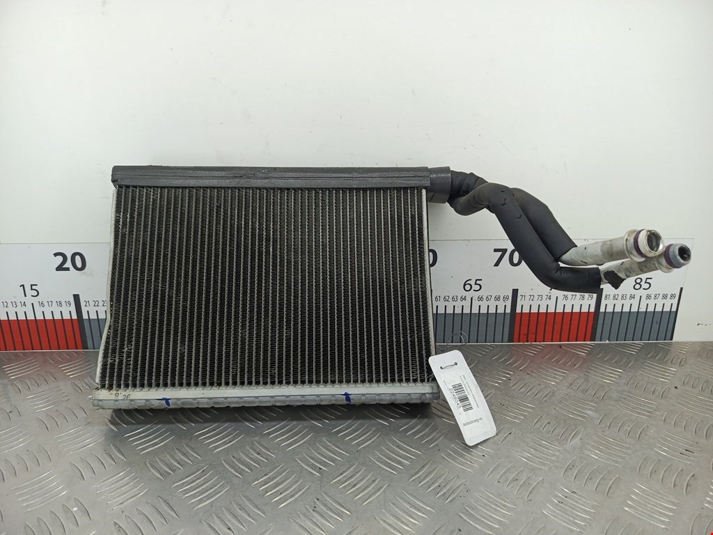 Испаритель кондиционера BMW 3er E90/E91 2005-2012