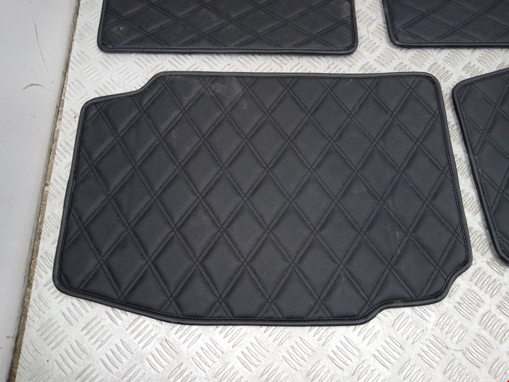 Обшивка багажника BMW 2er Grand Tourer F46 2015-2022