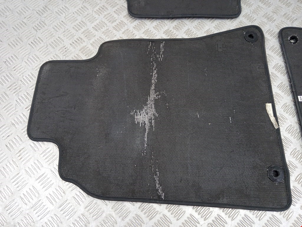 Комплект (К-кт) ковриков салона INFINITI QX30 2016-2019