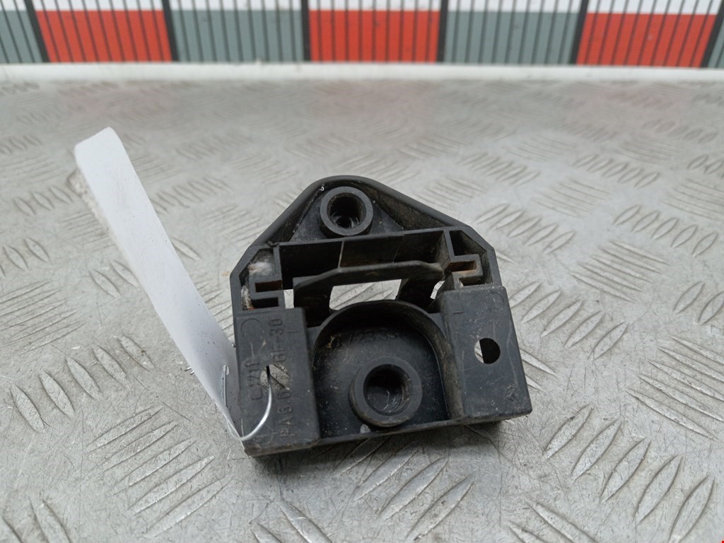 Кронштейн (крепление) радиатора BMW 3er E36 1991-2000