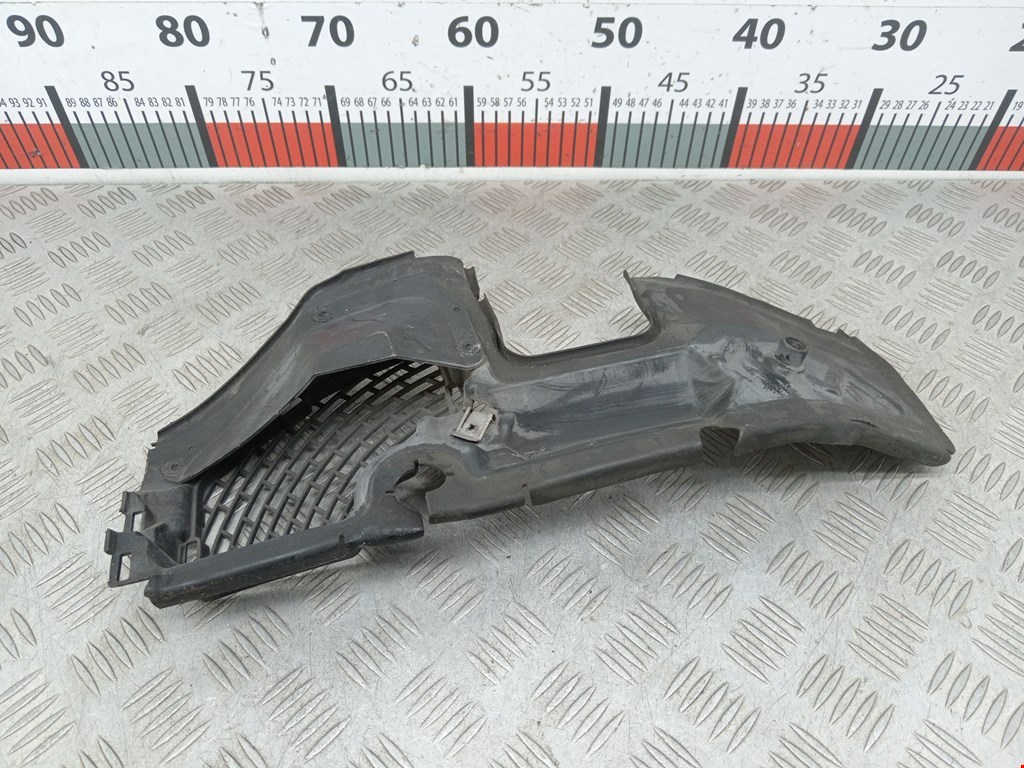 Воздуховод BMW 5er 5 серия E60/E61 2003-2010