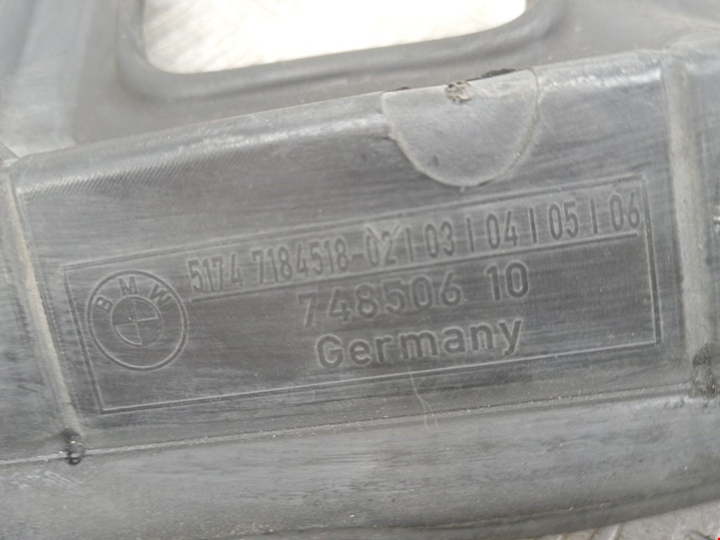 Воздуховод BMW 5er 5 серия E60/E61 2003-2010