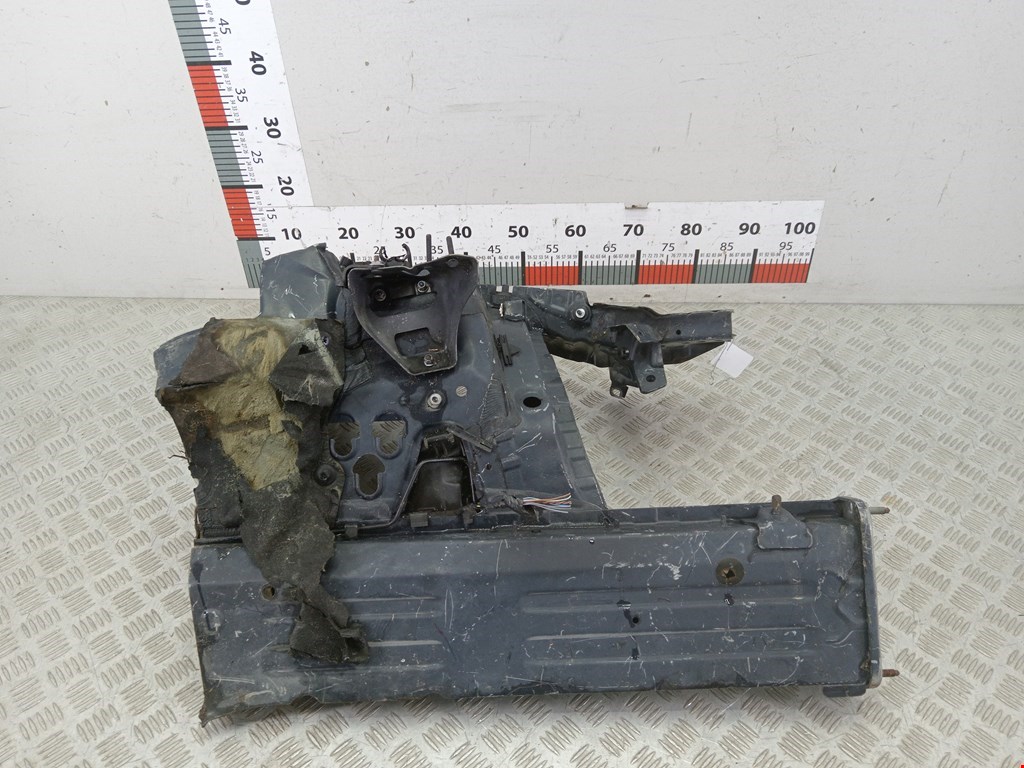 Лонжерон передний левый BMW 3er E90/E91 2005-2012