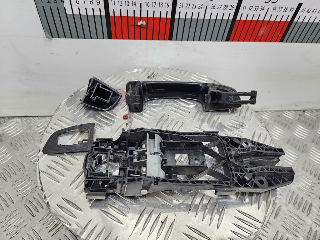 Ручка двери задней наружная правая VOLKSWAGEN Golf VI 2009-2012