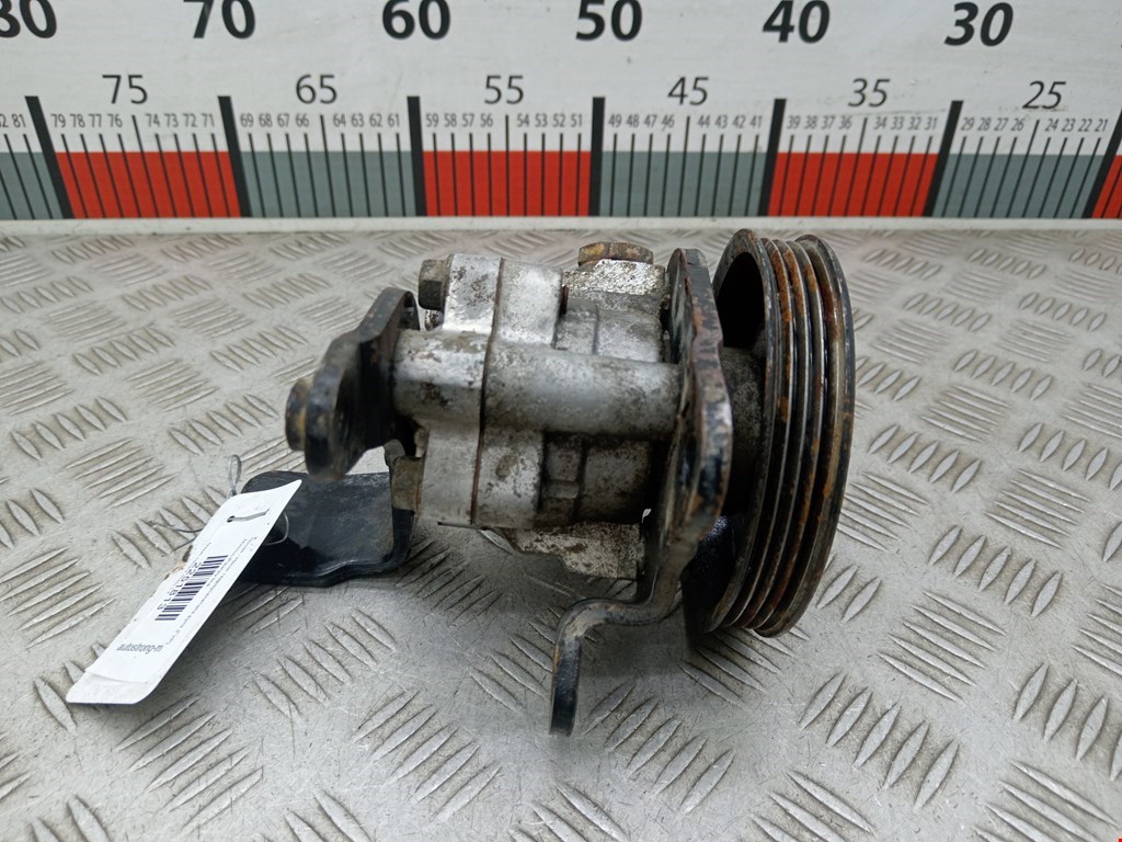 Насос гидроусилителя руля (ГУР) NISSAN Navara III D40 2005-2015