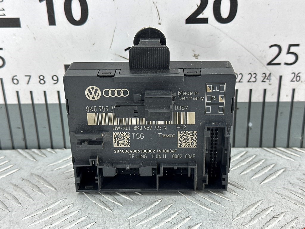 Блок управления двери Audi A4 B8 (2007-2015)