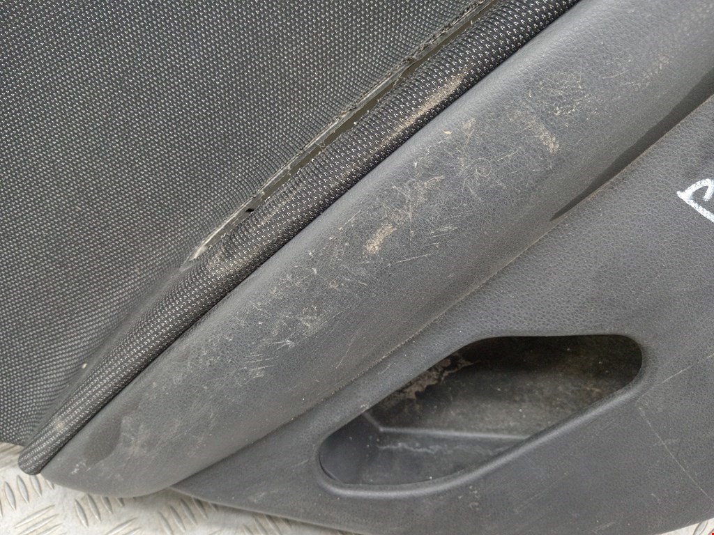 Обшивка двери задняя левая NISSAN Primera P12 2002-2008