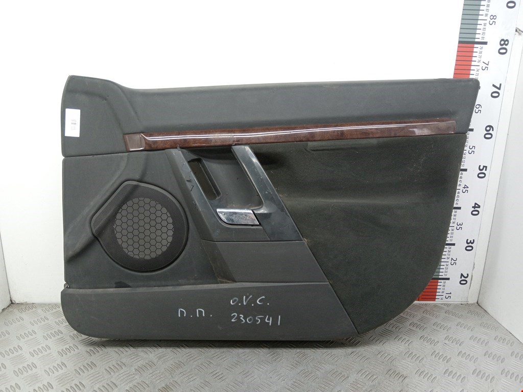 Обшивка двери передняя правая OPEL Vectra Vectra C 2002-2008