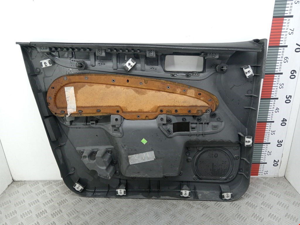 Обшивка двери передняя правая FORD Focus II 2005-2011