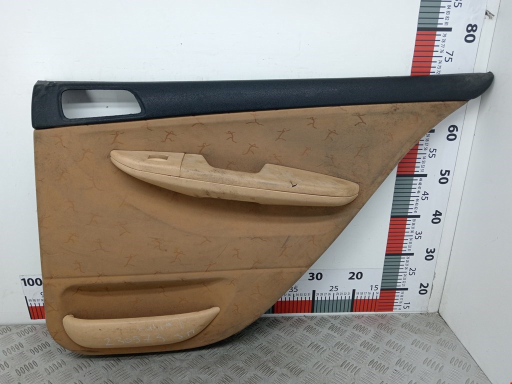 Обшивка (карта) двери задней правой Skoda Fabia 1 (1999-2007)