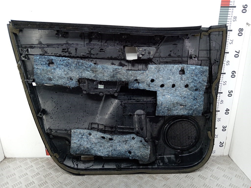 Обшивка двери передняя правая TOYOTA Hilux VIII AN120 AN130 2015-н.в.