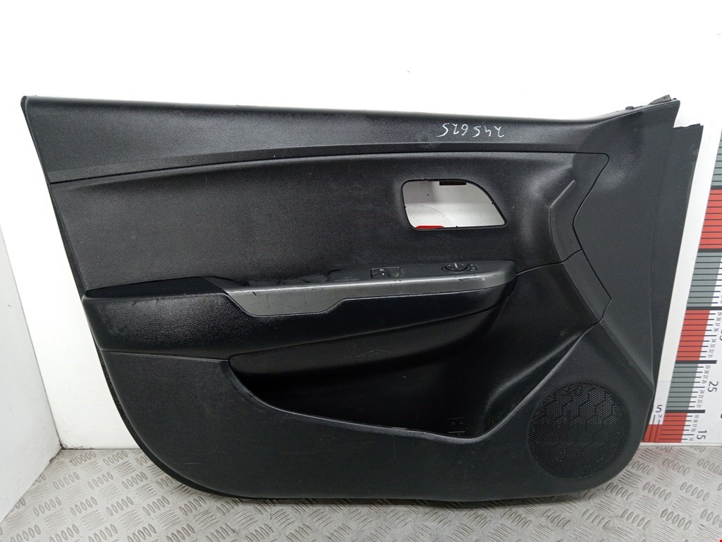 Обшивка двери передняя левая KIA Rio III 2011-2017